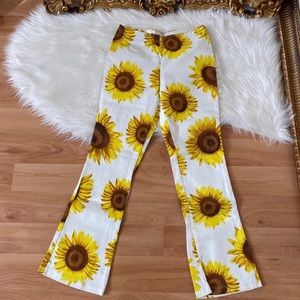 R.com Aurora sunflower pants